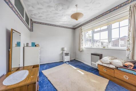 8 Moorgreen Road, Havant-PorticoMarketing-SoldBy-4