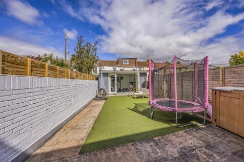 29 Hewett Road, Hilsea-PorticoMarketing-SoldBy-40.