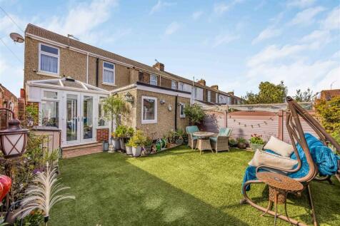 105 Meon Road, Southsea-Small-PorticoMarketing-Sol