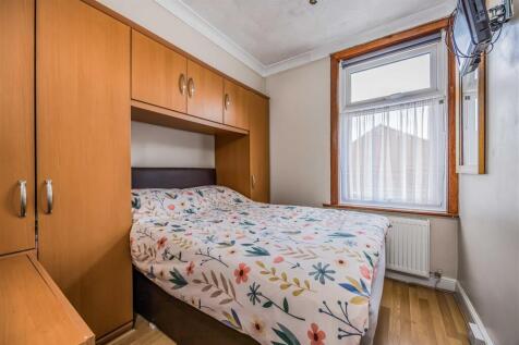 105 Meon Road, Southsea-Small-PorticoMarketing-Sol