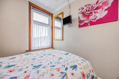 105 Meon Road, Southsea-Small-PorticoMarketing-Sol