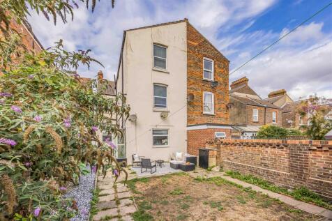 Flat 2, 27, Festing Road, Southsea-Small-PorticoMa