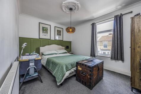 57 Chesterfield Road, Baffins-PorticoMarketing-Sol