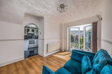 300 Locksway Road, Southsea-Small-PorticoMarketing