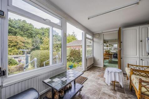 52 Coombe Farm Avenue, Fareham-PorticoMarketing-So