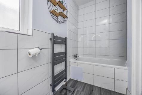 38 Hellyer Road, Milton-PorticoMarketing-SoldBy-12