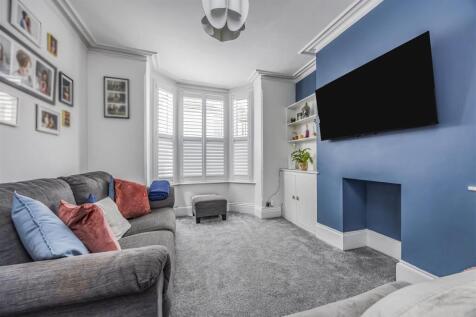 38 Hellyer Road, Milton-PorticoMarketing-SoldBy-17