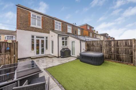 97 Torrington Road, Portsmouth-PorticoMarketing-So