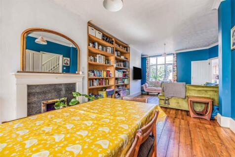 71 Bonchurch Road, Milton-Small-PorticoMarketing-S