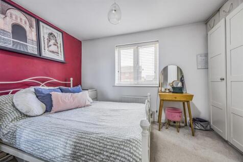 10 Taylor Close, Purbrook-PorticoMarketing-SoldBy-