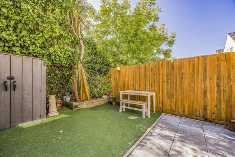 98 Dunbar Road, Southsea-PorticoMarketing-SoldBy-3