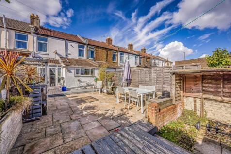211 Milton Road, Southsea-Small-PorticoMarketing-S