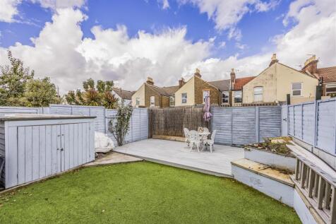 20 Reginald Road, Southsea-PorticoMarketing-SoldBy