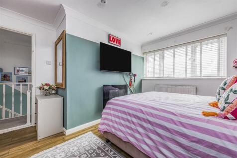 20 Reginald Road, Southsea-PorticoMarketing-SoldBy