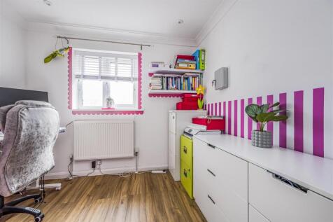 20 Reginald Road, Southsea-PorticoMarketing-SoldBy