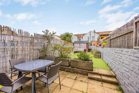 104 Jervis Road, Portsmouth-Small-PorticoMarketing