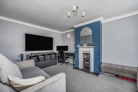 49 Woodgreen Avenue, Bedhampton-Small-PorticoMarke