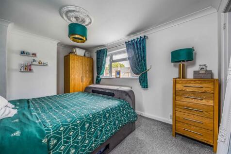 49 Woodgreen Avenue, Bedhampton-Small-PorticoMarke