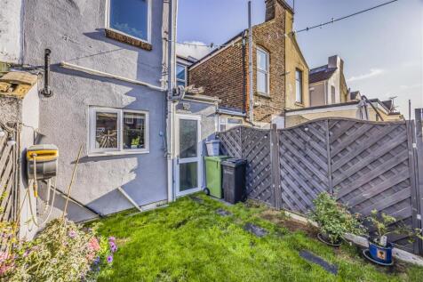 194 Newcome Road, Fratton-PorticoMarketing-SoldBy-