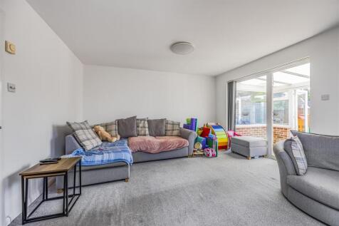 17 Kingfishers, Fareham-PorticoMarketing-SoldBy-12