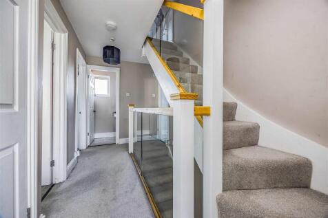 155 High Lawn Way, Havant-Small-PorticoMarketing-S