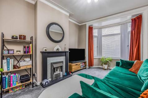 62 Pitcroft Road, Portsmouth-Small-PorticoMarketin