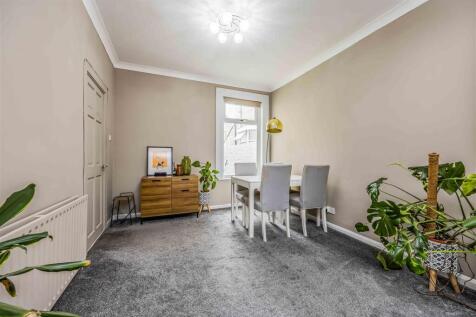62 Pitcroft Road, Portsmouth-Small-PorticoMarketin