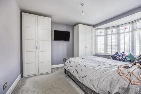 2 Wesley Grove, Copnor-PorticoMarketing-SoldBy-5.j