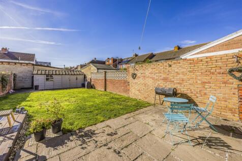 2 Wesley Grove, Copnor-PorticoMarketing-SoldBy-22.