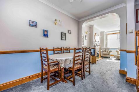 2 Wallington Road, Portsmouth-Small-PorticoMarketi