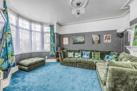 18 Thurbern Road, Portsmouth-Small-PorticoMarketin