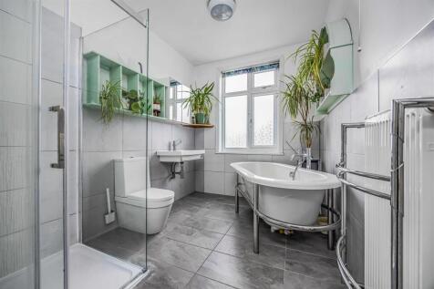 18 Thurbern Road, Portsmouth-Small-PorticoMarketin