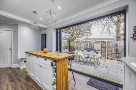 12 Yorke Terrace, Portsmouth-PorticoMarketing-Sold