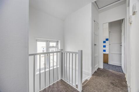 9 Blakemere Crescent, Paulsgrove-PorticoMarketing-