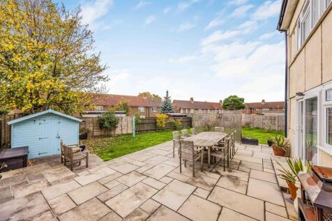 6 Stanford Close, Paulsgrove-Small-PorticoMarketin