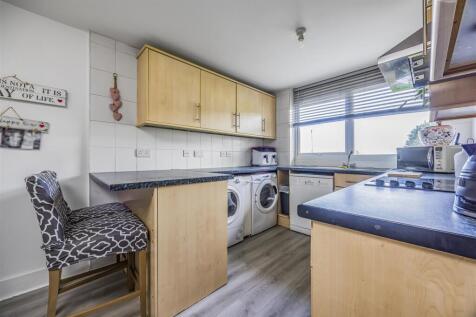 74 Fort Cumberland Road, Southsea-PorticoMarketing