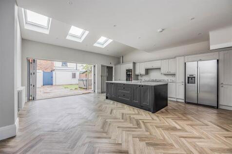 68 Kirby Road, Copnor-Small-PorticoMarketing-SoldB