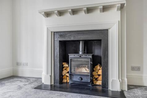 68 Kirby Road, Copnor-Small-PorticoMarketing-SoldB