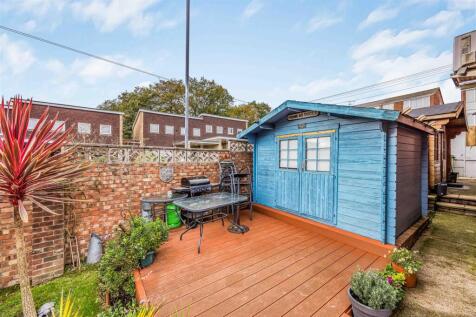 117 Old Rectory Road, Farlington-Small-PorticoMark