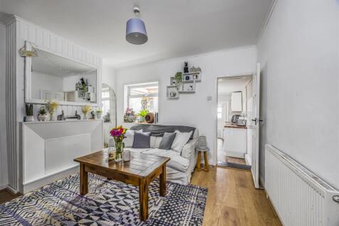 52 Alver Road, Fratton-PorticoMarketing-SoldBy-12.