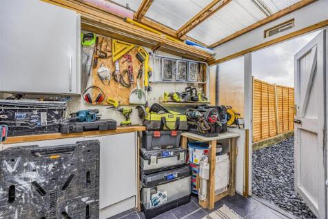 52 Alver Road PO1 5HW-PorticoMarketing-SoldBy-7.jp