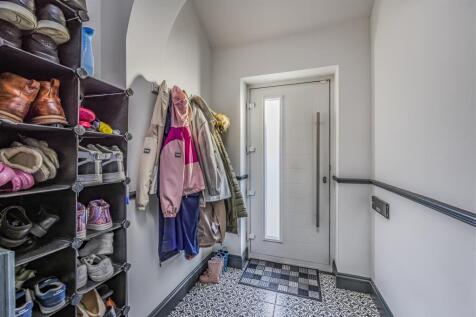 41 Beaconsfield Avenue, Cosham-PorticoMarketing-So