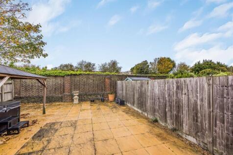 27 Guardians Way, Portsmouth-Small-PorticoMarketin