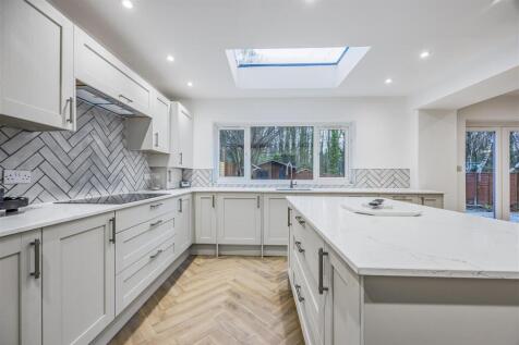 176 Hazelton Way, Horndean-PorticoMarketing-SoldBy