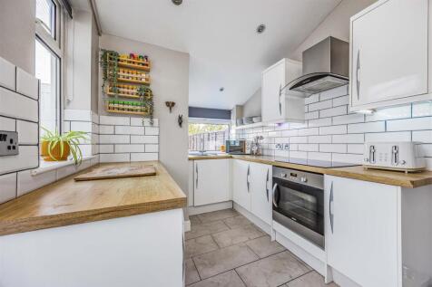 87 Torrington Road, Copnor-Small-PorticoMarketing-