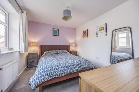4 West Brook View, Emsworth-PorticoMarketing-SoldB