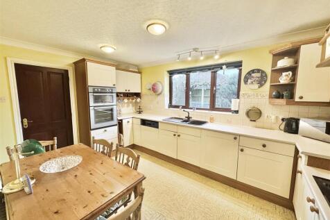 Kitchen Breakfast Room