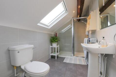 En Suite Shower Room