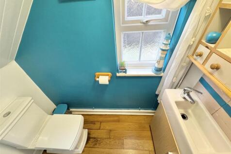 downstairs wc