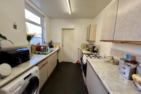 Flat 1